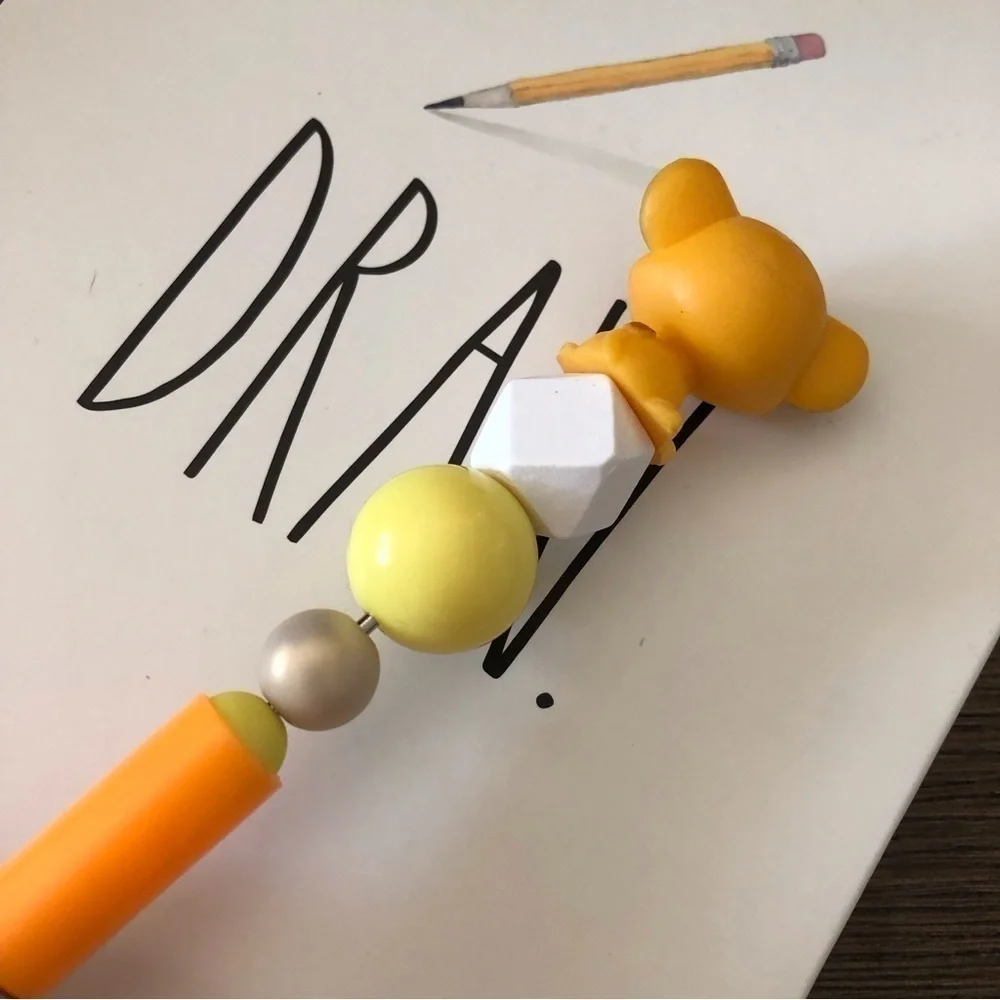 Disney Doorables: The Lion King: Simba handmade beaded pen